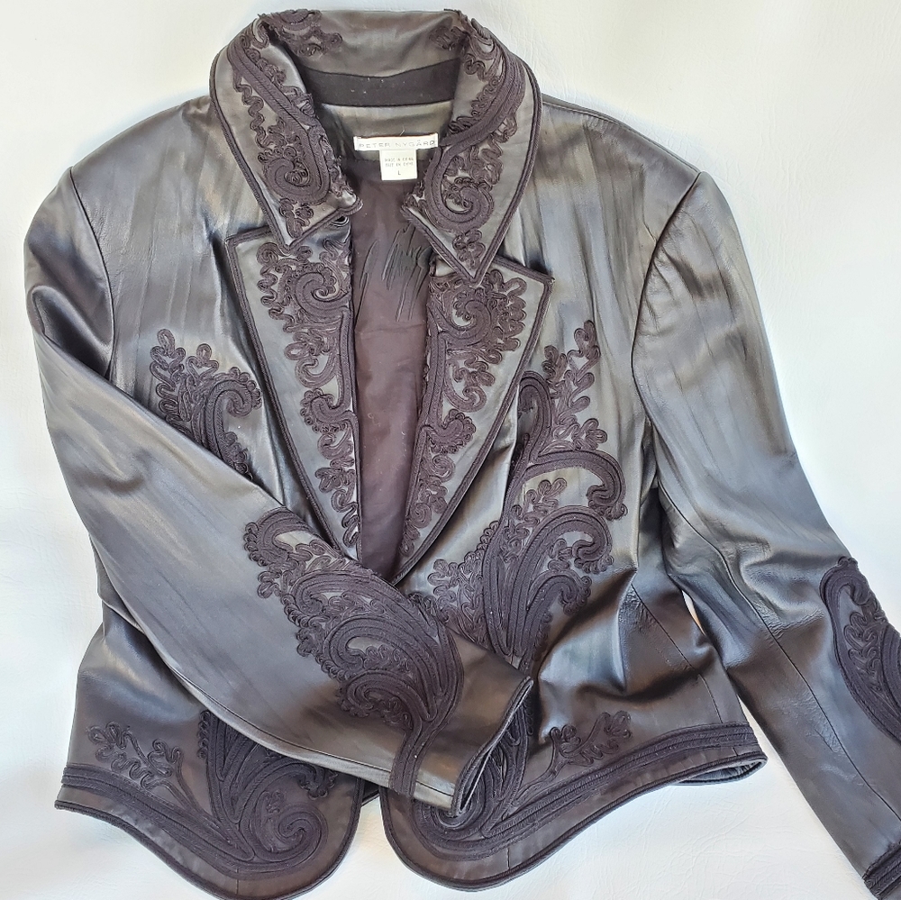 Peter Nygard Western style REAL leather